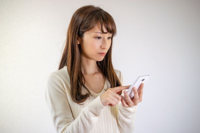 好きな人に既読スルーされたときの対処法【相手が女性の場合】