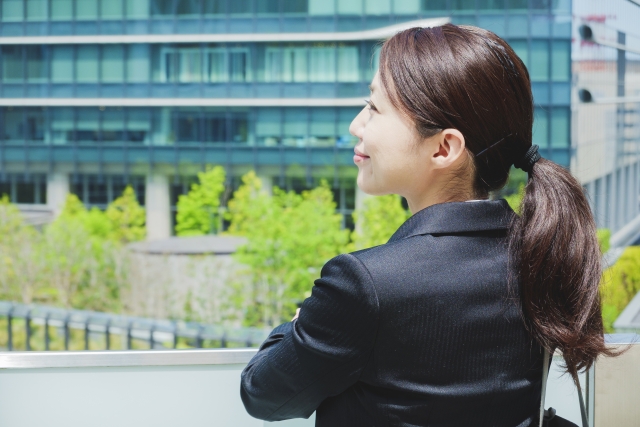 前向きな女性